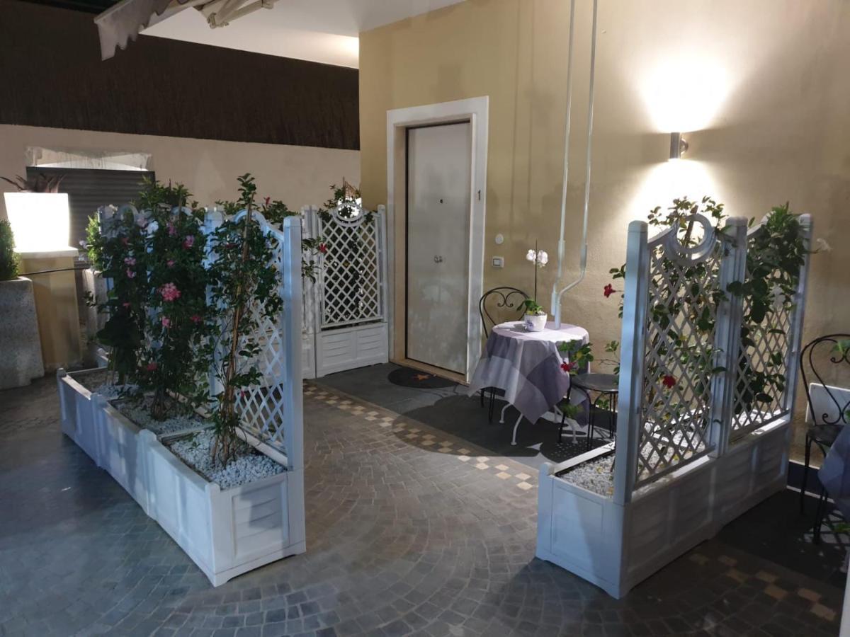 安格里Residenza Carlucci公寓式酒店 外观 照片