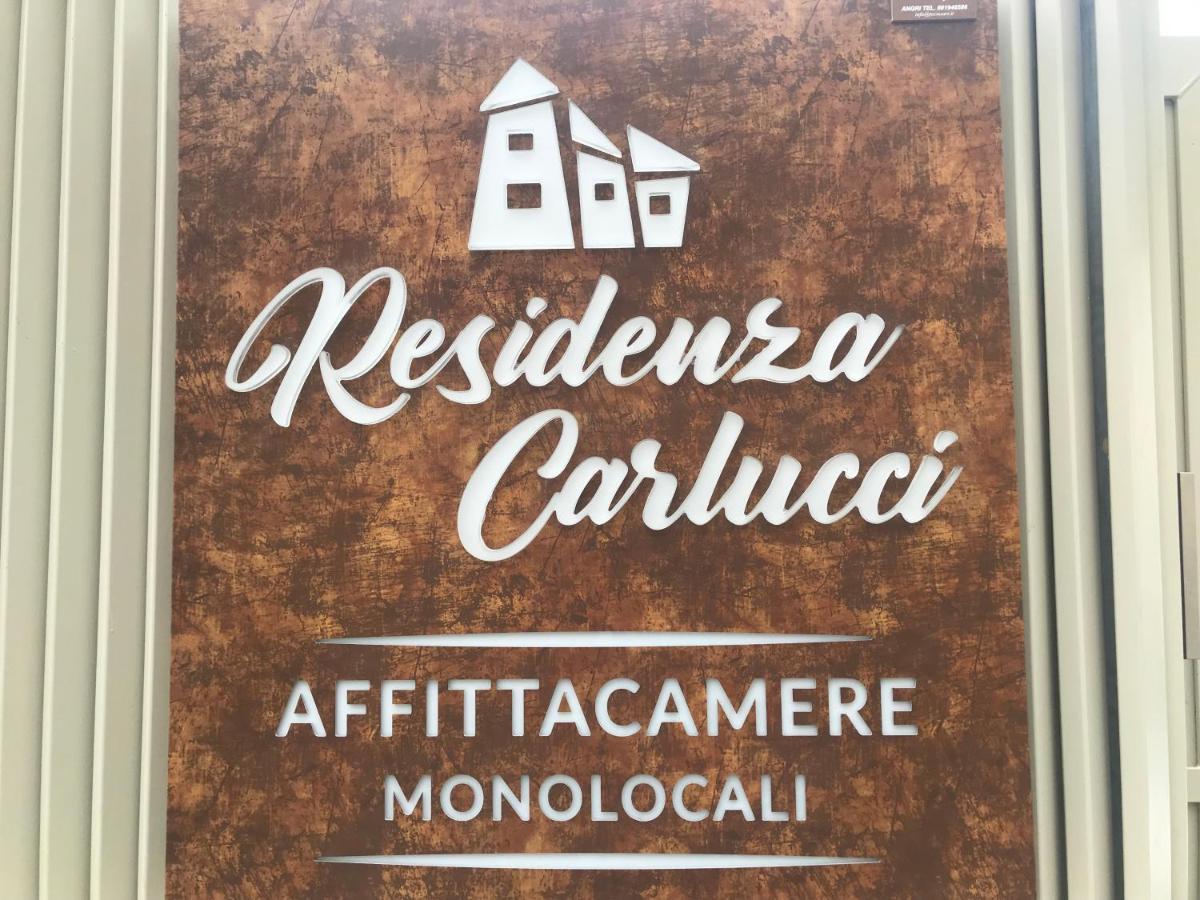 安格里Residenza Carlucci公寓式酒店 外观 照片