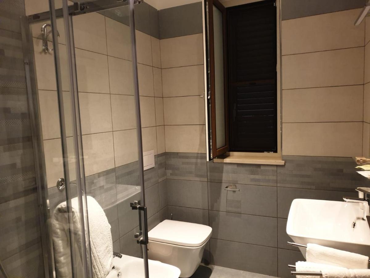 安格里Residenza Carlucci公寓式酒店 外观 照片