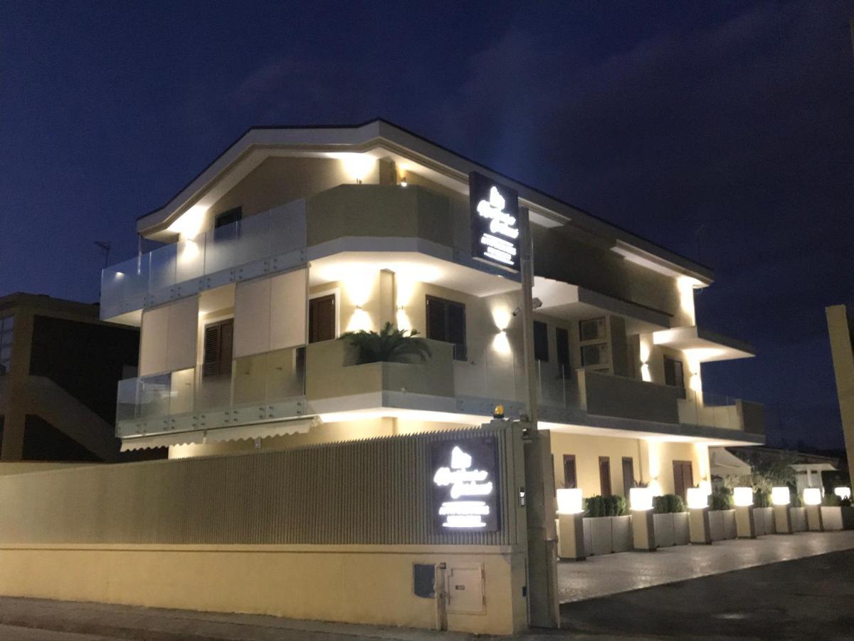 安格里Residenza Carlucci公寓式酒店 外观 照片
